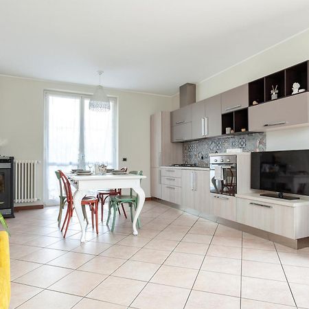 Apartment Misiadele Carnago Eksteriør billede