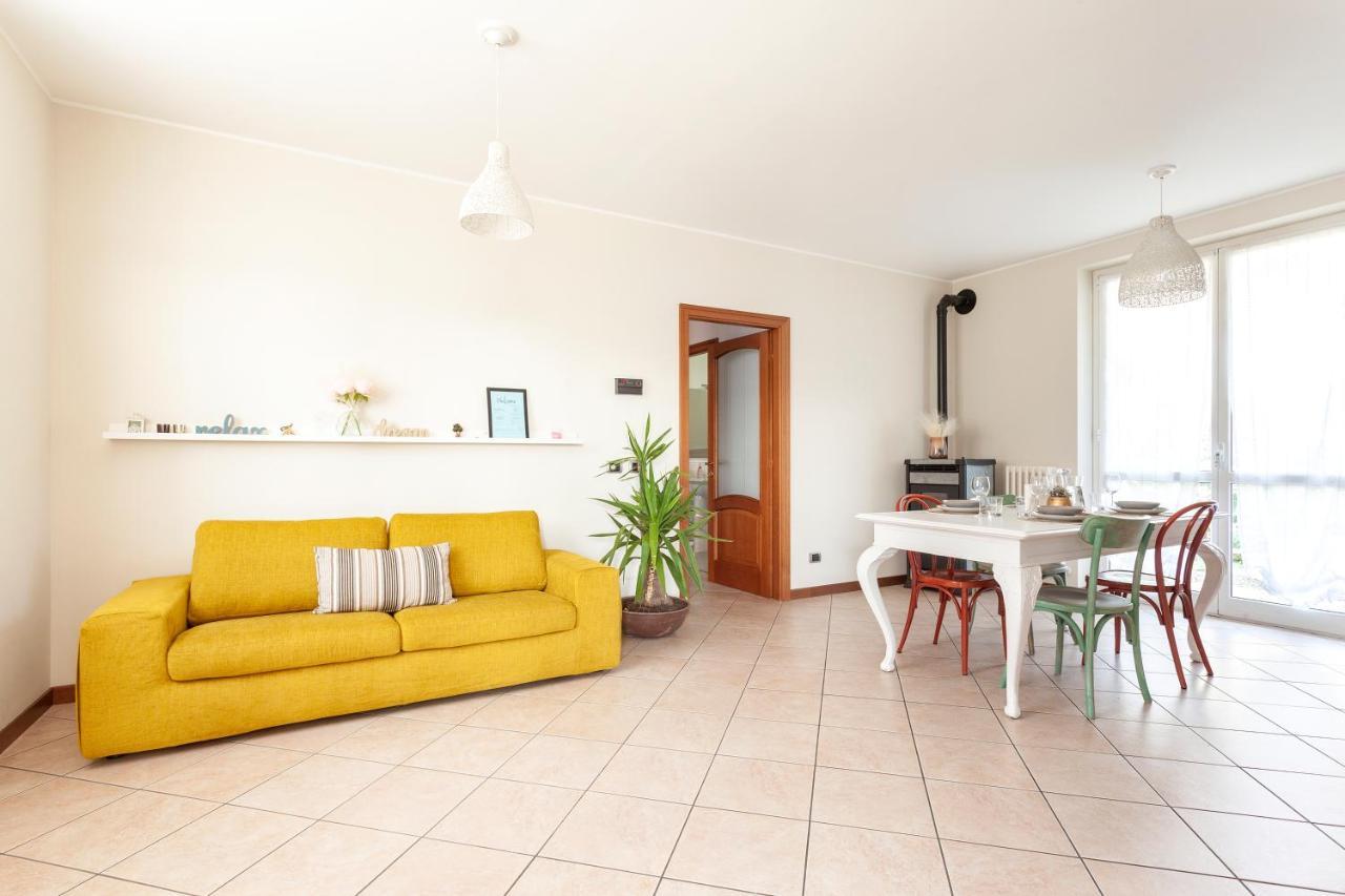Apartment Misiadele Carnago Eksteriør billede
